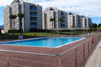Image de Appartement de deux chambres en urbanisation avec pista padel.