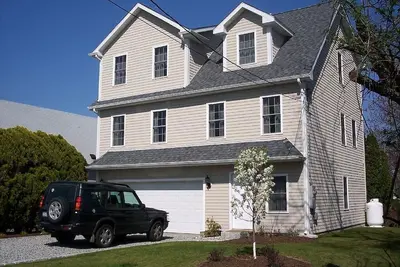 Image de Spacious Bonnet Getaway w/ A/C, outdoor shower, firepit, perfect for 2 families