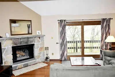 Image de Camelback Townhouse. Near Water Park! Ask About Early-Check in & Late Check-out.