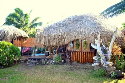 Image de Maison d'artiste du bois bord de mer