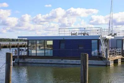 Image de Maison flottante à Ribnitz près du musée de l'ambre