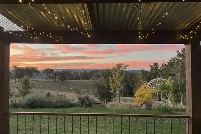 Image de La Pinata Farm Stay Barn Style Cabin