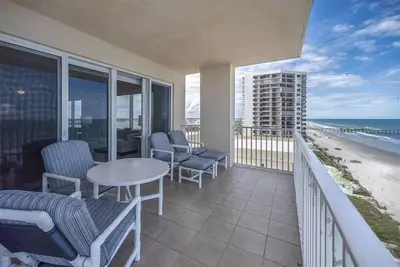 Image de Views, Views, and More Views! ! ! ! at 902 Sanibel, Gorgeous 3/3 Oceanfront