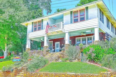 Image de Lake Junaluska 14 Bedroom Inn, Perfect for Reunions, Retreats, Weddings & More!