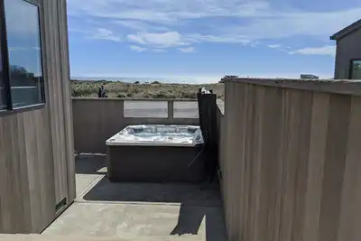 Image de Dog friendly Sea Ranch getaway nestled in-between the ocean and golf course