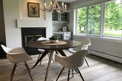 Image de Stylish 2 bdrm/2 bath: named \"The best small condo in Stowe\"
