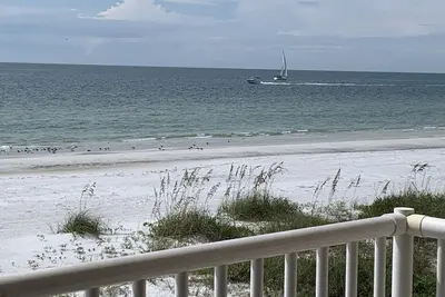 Image de Direct Gulf Front Condo/Beautiful Sunsets\nAvailable 11/15-12/30/2024