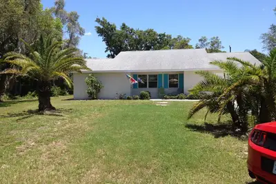 Image de Location, Location- Walk to Nokomis Beach!
