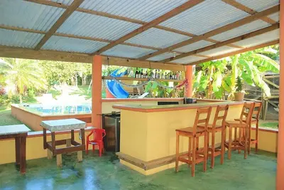 Image de Surfers' Paradise - 3bd  budget condo steps from Encuentro beach