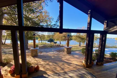 Image de Island retreat on 15 acres of a national park