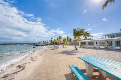Image de Newly Renovated Key Largo Beach Cottage