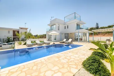 Image de Mylos Lifestyle Seaview Villa #21 - Stunning Seaview Stay