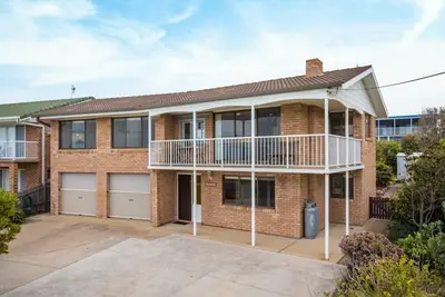 Image de Allawah Beach House - 29 Dalmeny Drive, Kianga