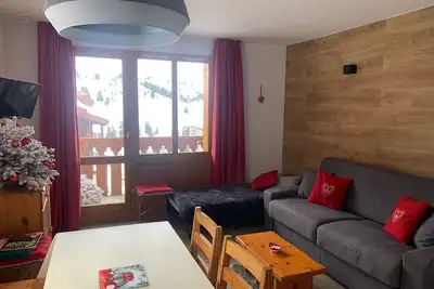 Image de Belle Plagne 2 pièces, 5-6 couchages, skis aux pieds + parking couvert compris