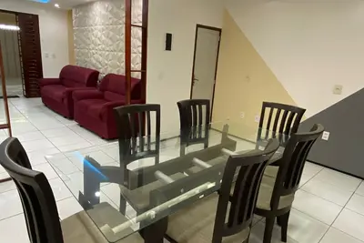 Image de Temporary House
