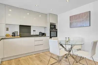 Image de St Martins House Luxury Apartments Ruislip- Apt C