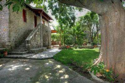 Maison traditionnelle en pierre de luxe, entièrement rénové dans le centre de l'île