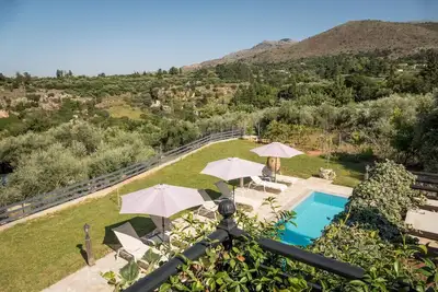 Image de Villa de luxe en Crete | Villa Petra Amanda | 4 chambres | Piscine privee | Maza