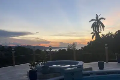 Private Hideaway w/ Ocean Views