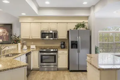 Image de Golf Condo with All-Season Sunroom & Indoor Pool Access