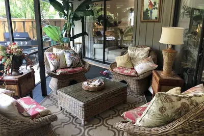 Image de Luxury 3\/2 Jupiter Beach bungalow walk to beach private backyard oasis