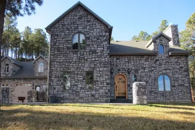 Image de Enchanting Black Hills Castle near Mt Rushmore/Rapid City
