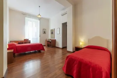 Image de New! ! ! Apt Piazza Re di Roma & stop Mm! x8