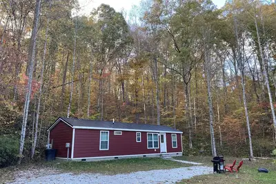 Image de Peaceful 2Bedroom, 1. 5Bath Cottage near Wood Creek Boat Dock