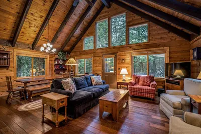 Image de Private Retreat in the Woods