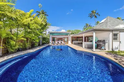 Image de Elegant Home w/Private Beach Access, Pool & Ac: Relaxing Lokomaika'i Kailua
