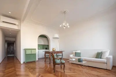 Venetian Palace Green Apartment R&R
