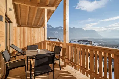 Image de Appartement convivial \"Zirbe in the Nockerhof\" avec vue sur les montagnes, Wi-Fi et terrasse