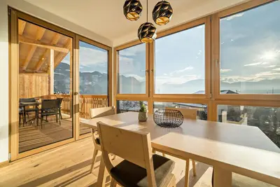 Image de Appartement convivial \"Eiche im Nockerhof\" avec vue sur les montagnes, Wi-Fi et terrasse