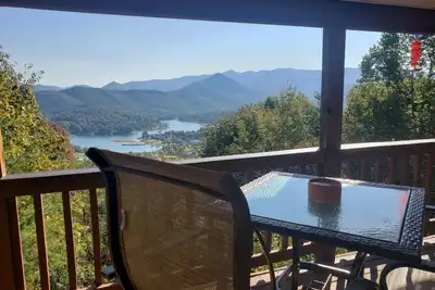 Image de Beautiful BelAire Overlook, Mtn-Lake View, Pool Table, Propane Grill. Dogs Ok