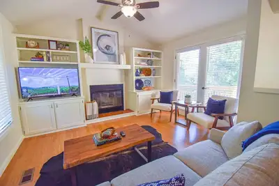 Image de The Oak House - 1 mi from Dt Fayetteville and UofA