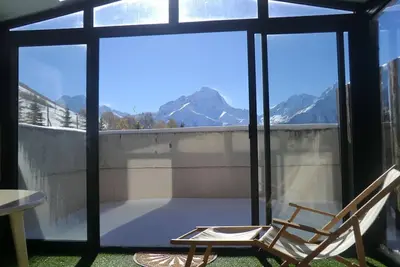 Image de Les 2 Alpes 1800 Appartement 6 Pers 30m2 Véranda 8m2 Terrasse  au pied des piste