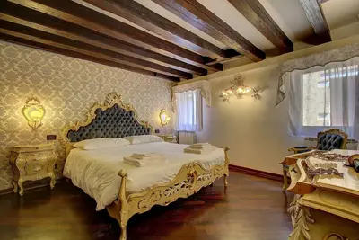 Marcopolo~Terrace