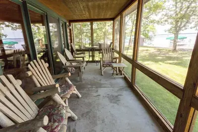 Image de Lakefront Cabin w/ Screened in Porch on Gull Lake
