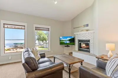 Image de Relaxing Gull Lake Waterside Retreat with Boat Rentals | Nisswa, Mn