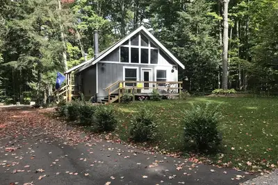 Image de Newly renovated home in Harbor Springs is perfect for your ski, or beach getaway