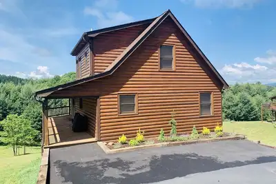 Image de Misty Mountain Cabin w\/ gorgeous views