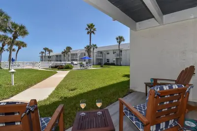 Image de Colony Beach Club 138- Ground Level, Oceanfront