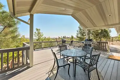 Image de Fireplace, Deck & Grill: Show Low Haven