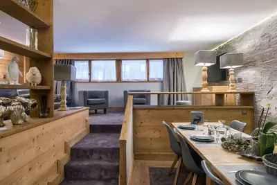 Image de Superbe Appartement 80m² pour 6 à Courchevel 1850 - 3 Chambres, Parking, Casier à Skis