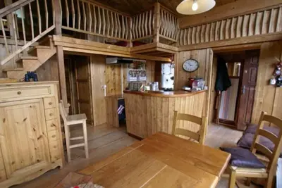 Image de Chalet montagnard calme proche ski, cheminée, 10 pers