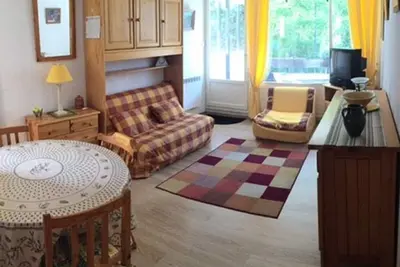Image de Studio rénové avec accès direct aux pistes - Résidence Le Roi Soleil, Le Sauze, 04400 Enchastrayes
