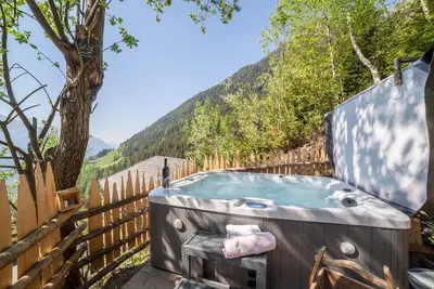 Image de Appartement \"Bergpanorama Obertalerhof\" avec vue sur les montagnes, balcon, jardin et Wi-Fi