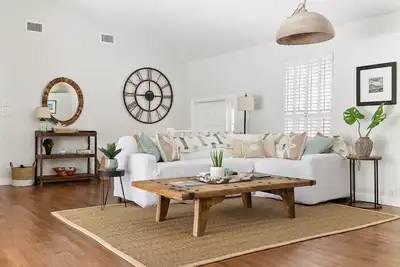Image de Mia`s Beach Escape- Stunning 3/2 Home with Pool