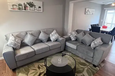 Image de Cozy condo close to downtown New Haven