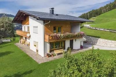 Image de Appartement avec une belle vue sur les montagnes